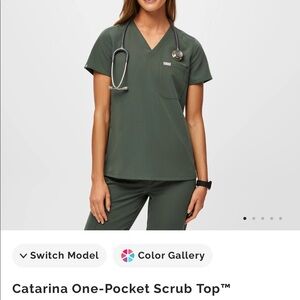 FIGS XS Scrub Top